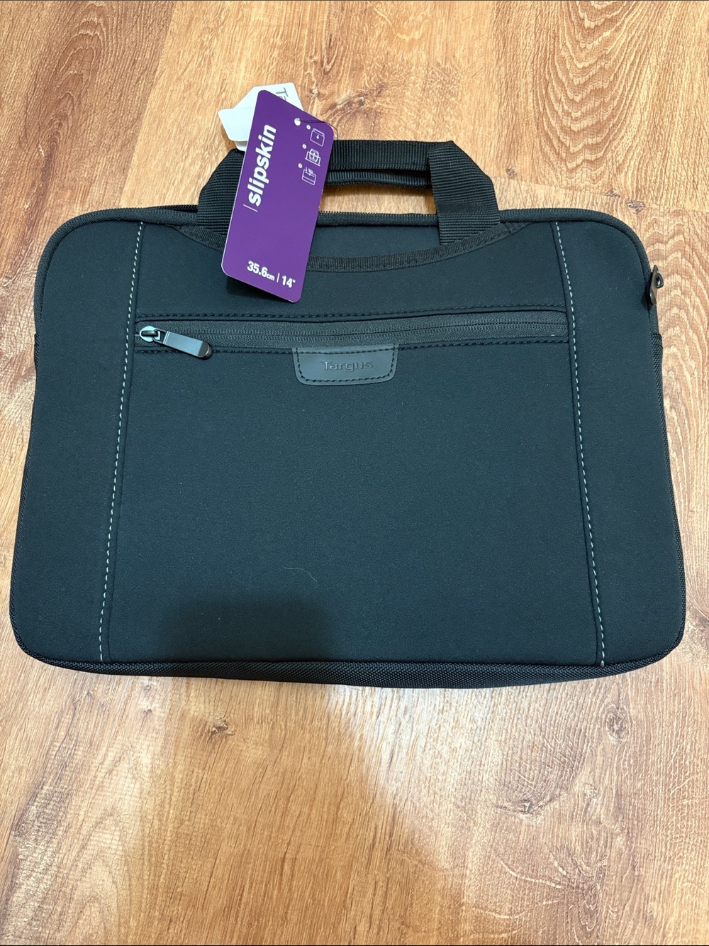 NWT Targus Black SlipSkin 14" Neoprene Laptop Case with Front Pocket